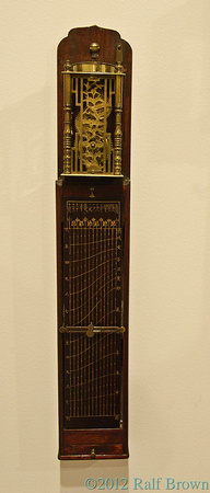 Japanese clock with varying-length hours